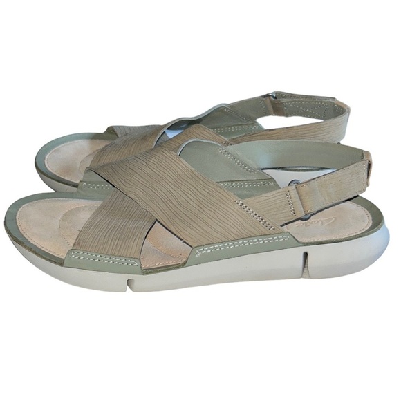 Clarks Tri Chloe Slingback Flat Sandals Beige Size 9.5 - Picture 3 of 10